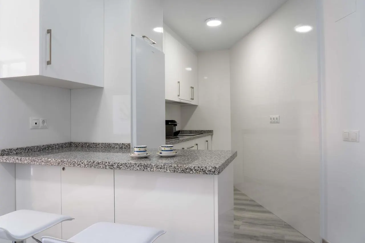 Apartamento Benalmadena Puerto Marina Apartment 0*,  Spain